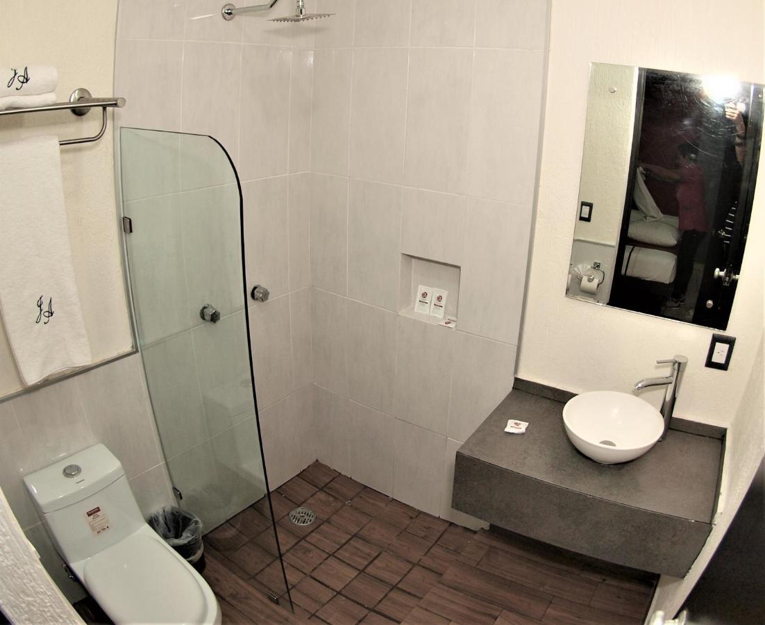 Hotel Jorge Alejandro Guadalajara Exteriör bild