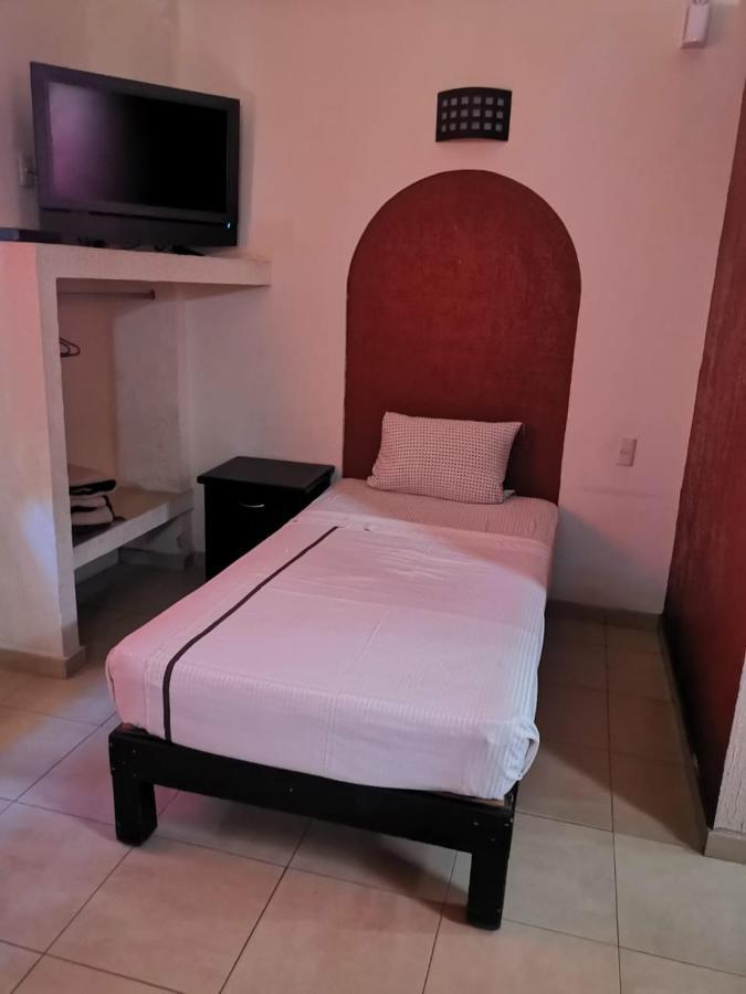 Hotel Jorge Alejandro Guadalajara Exteriör bild