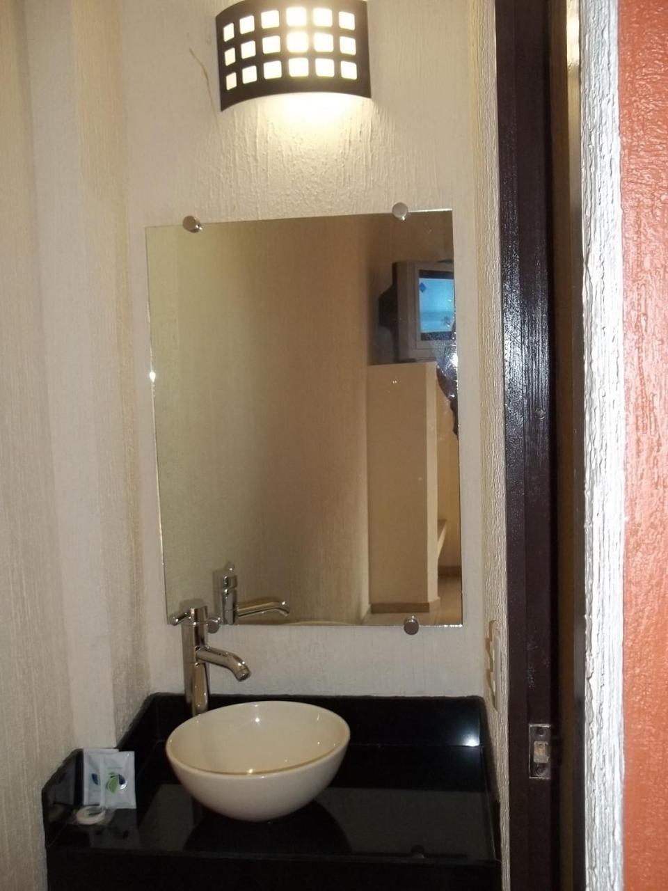 Hotel Jorge Alejandro Guadalajara Exteriör bild