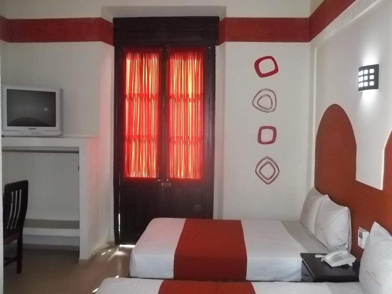 Hotel Jorge Alejandro Guadalajara Exteriör bild